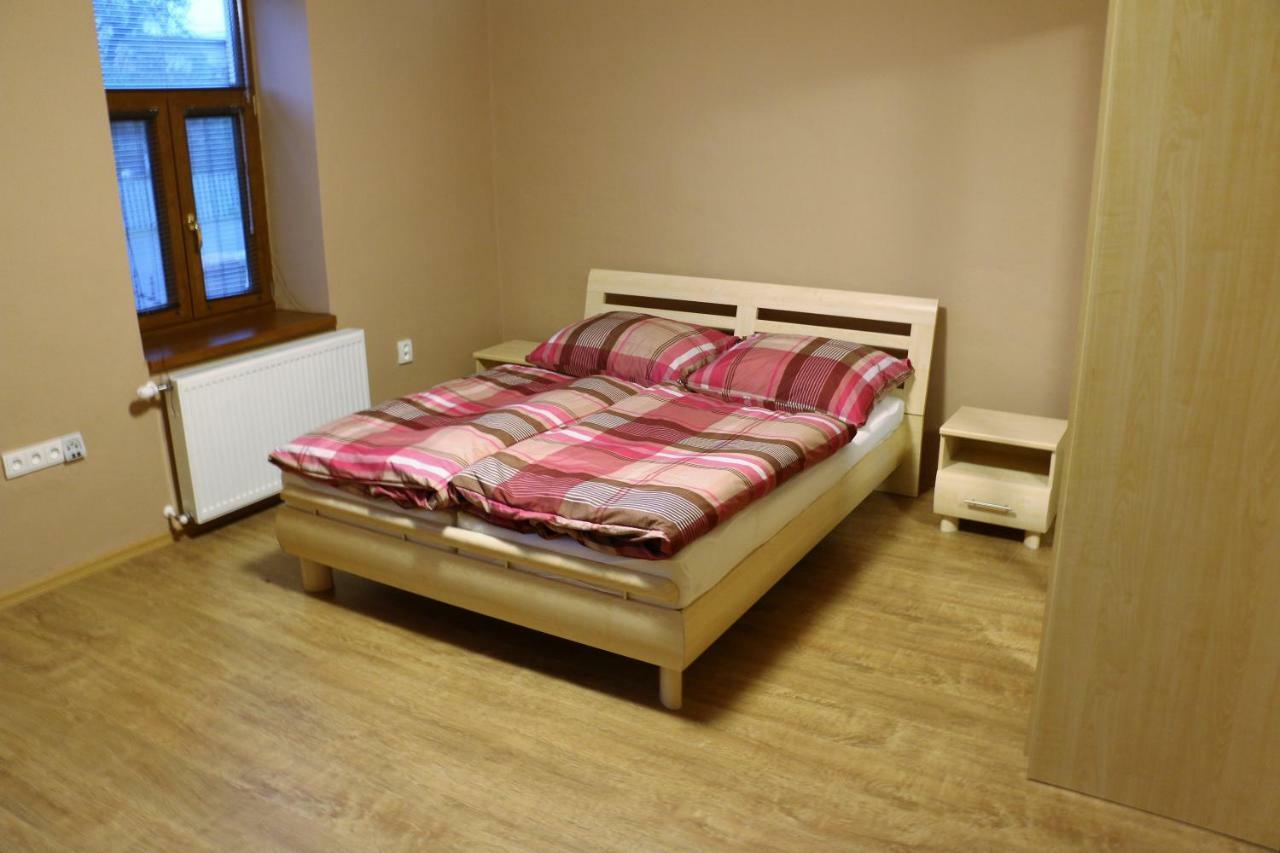 Ubytovanie Tri Ruze Krasnohorske Podhradie Ngoại thất bức ảnh
